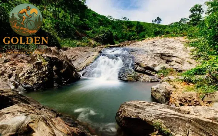 3-Day Long Coc & Da Bac Mountain Cycling Tour from Hanoi